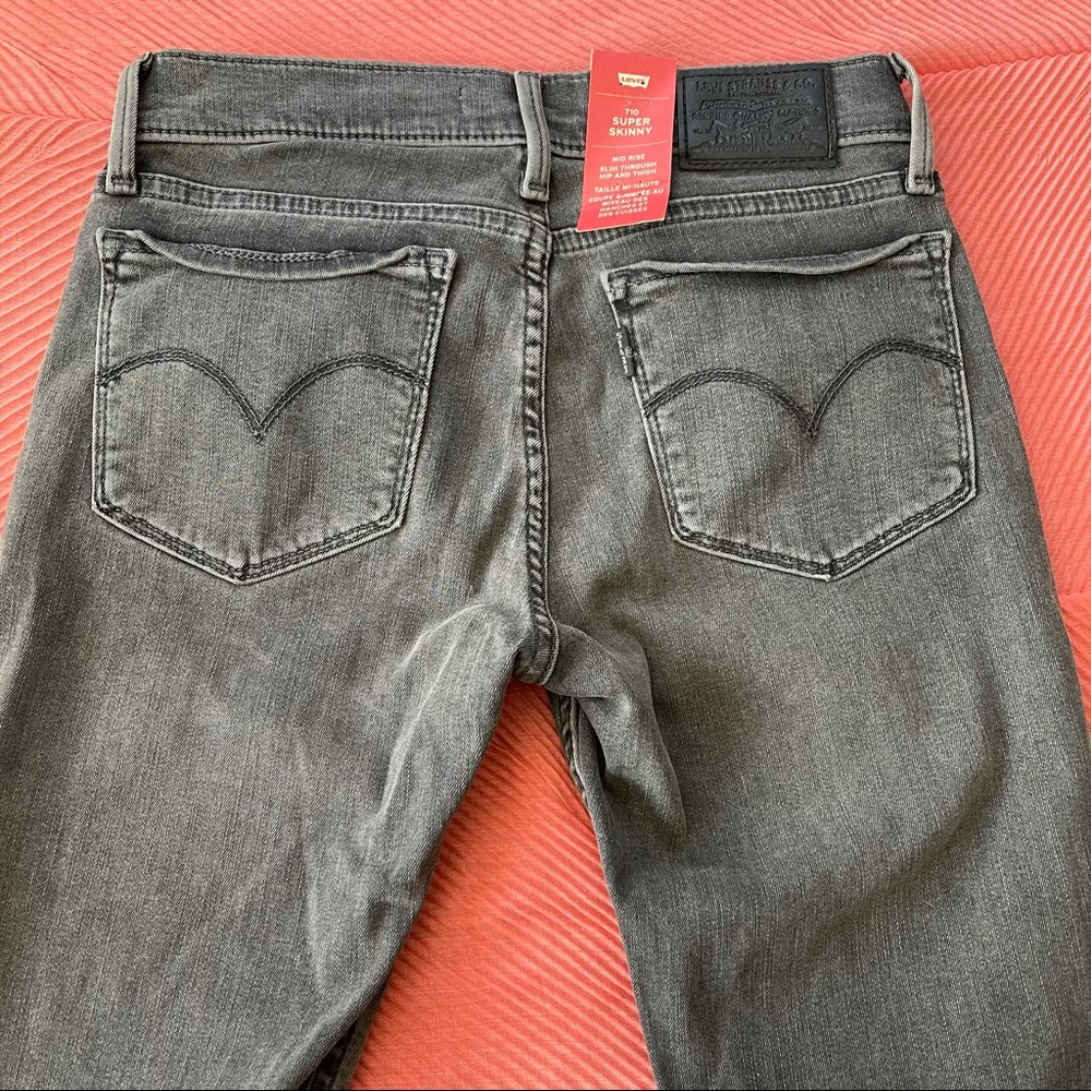 LEVI’S JEANS - Picture 3 of 7